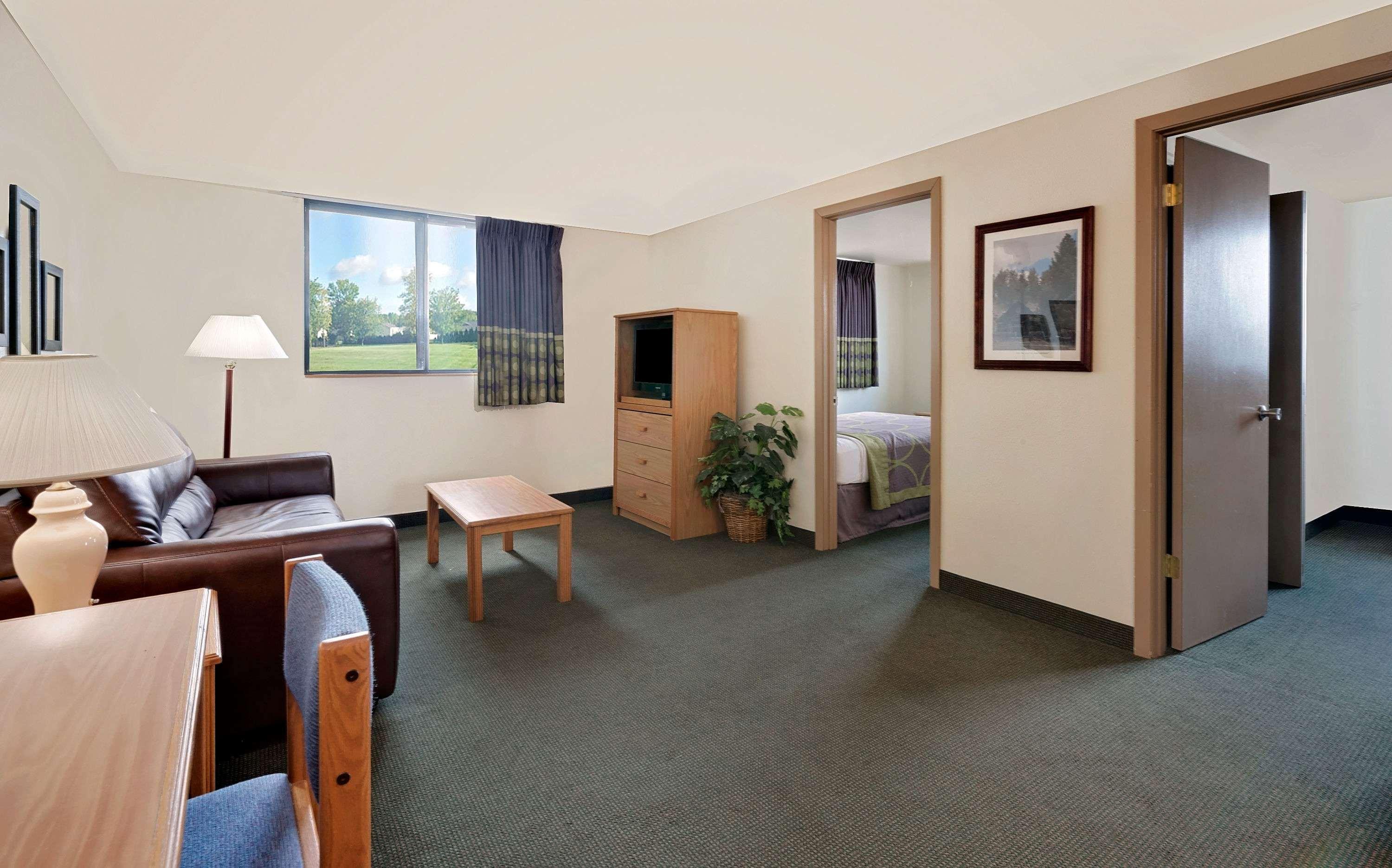 Super 8 By Wyndham Spearfish Hotel Exterior photo